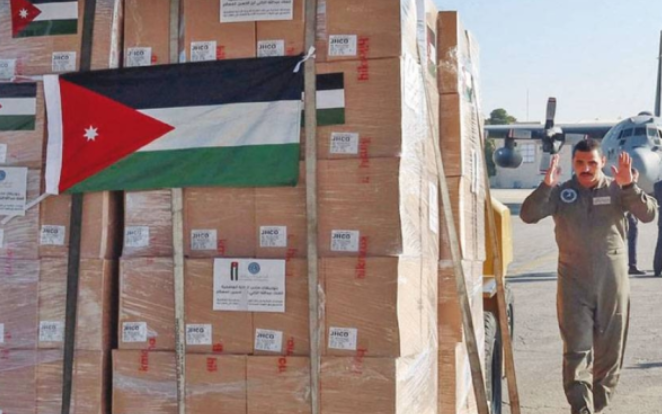 قطاع الأدوية والمستلزمات الطبية يتبرع لقطاع غزة
