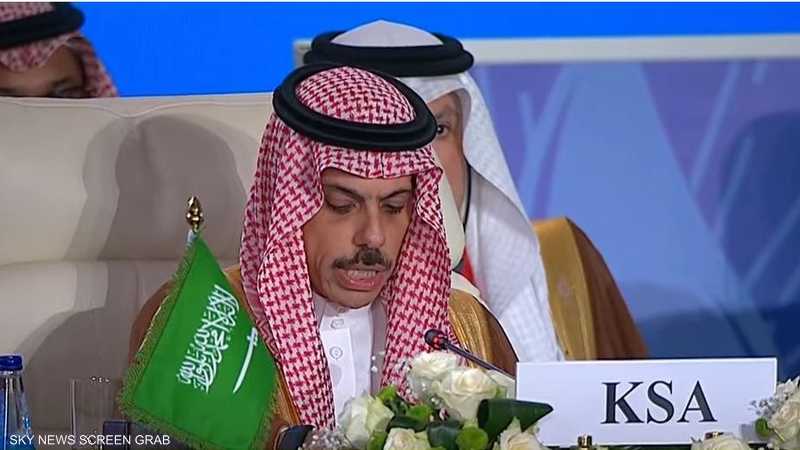 بن فرحان من القاهرة: أولويتنا القصوى وقف التصعيد العسكري