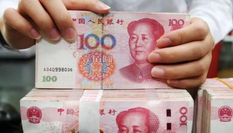 اليوان الصيني يتفوق على اليورو ويصبح ثاني أكثر العملات استخداما على «سويفت»