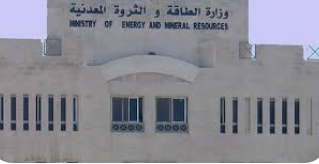 الطاقة: تزويد 335 منزلا وموقعا بالكهرباء ضمن “فلس الريف”