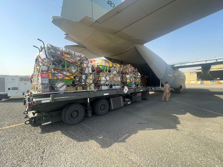 الكويت تطلق جسراً جوياً لإغاثة غزة