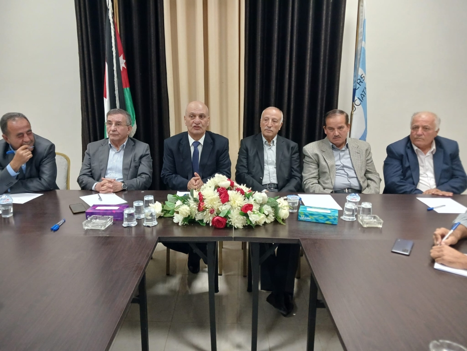 اجتماع تحضيري لإقامة وقفة تضامنية حاشدة في لواء بني كنانة الجمعة المقبلة
