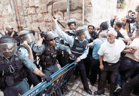  عين على القدس يرصد قمع الاحتلال لاحتجاجات المقدسيين