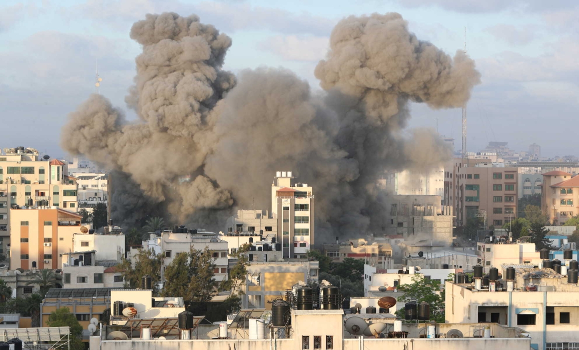 Israeli airstrikes in Gaza claim lives of 10 Palestinians