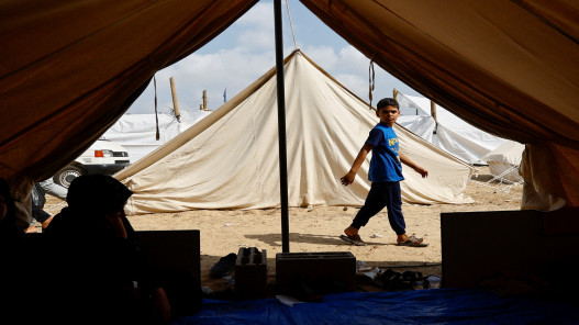 نموت في بيوتنا أشرف لنا.. عائلات تعود بعد نزوحها إلى جنوب غزة