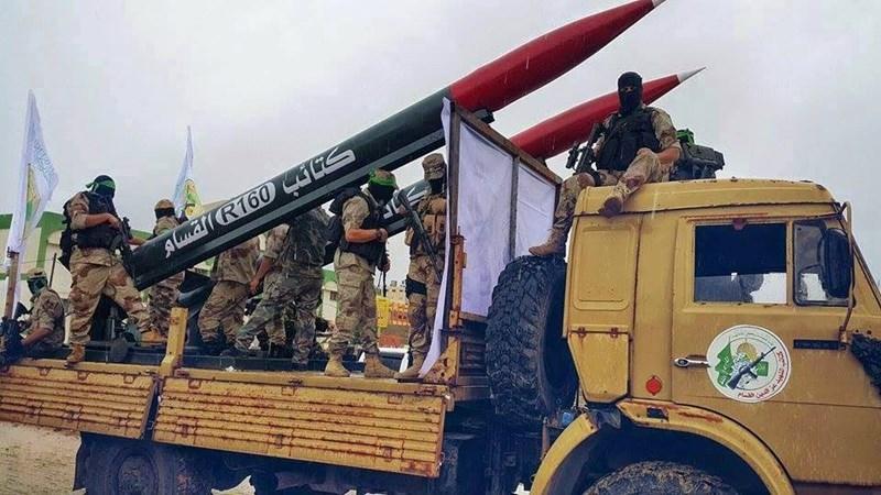 كتائب القسام تقصف مدينة ايلات بصاروخ عياش 250