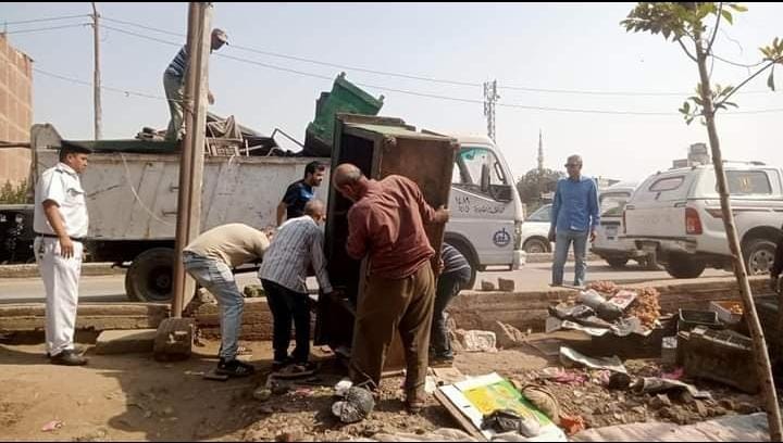 رئيس مدينه شبين القناطر يقود حمله لرفع الاشغالات