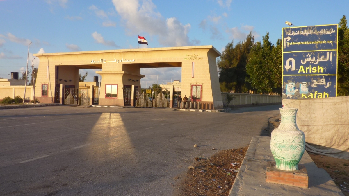 لماذا لا يقوم الاتحاد الأوروبي بدوره في إدخال المساعدات لغزة رغم الاتفاقيات؟