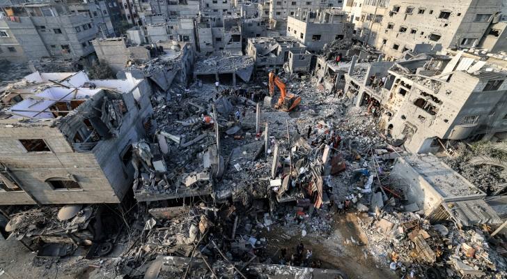 داخلية القطاع: 1950 فلسطينيا مفقودون تحت الأنقاض