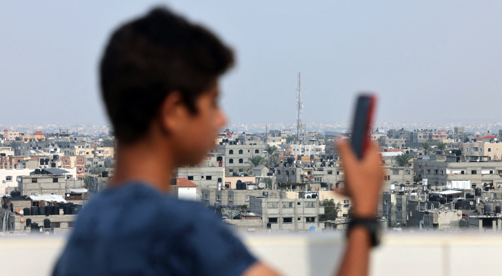 Telecommunications#44; internet services restored in Gaza Strip