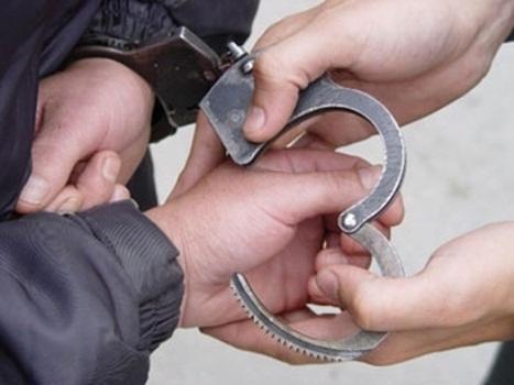 الأردن.. 10 سنوات سجن لسارق 30 ديناراً من سائق تكسي