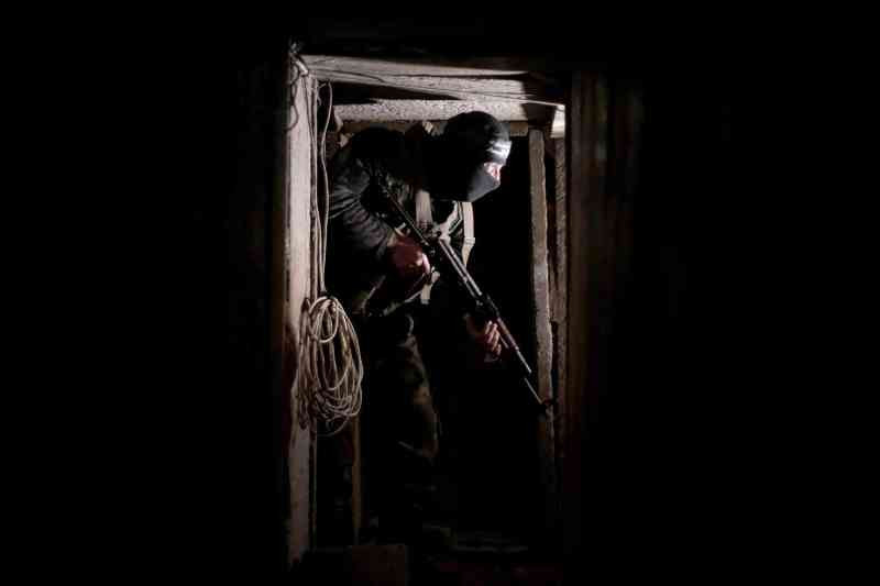 معارك عنيفة.. الاحتلال يحاول التقدم بغزة والمقاومة تصده