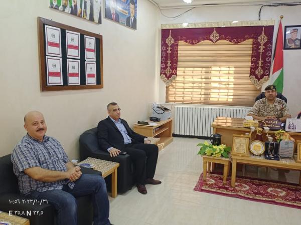 بحث تعزيز التعاون المشترك بين تربية المزار الشمالي والثقافة العسكرية