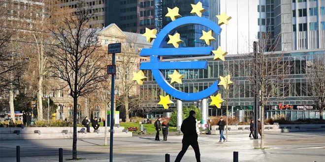 تراجع النمو وانكماش الاقتصاد في منطقة اليورو