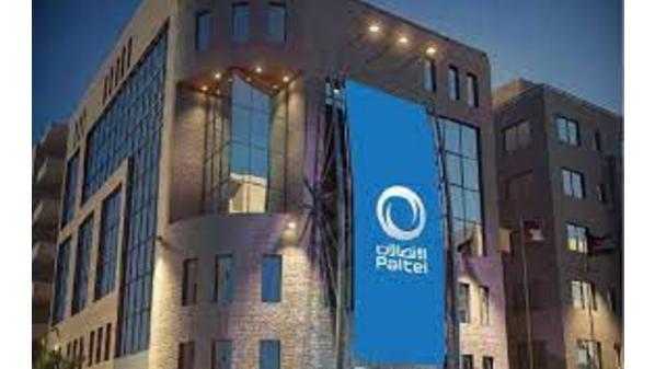 عودة جزئية للاتصالات بغزة بعد انقطاعها صباح اليوم