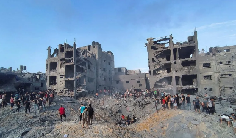 ارتفاع عدد شهداء غزة إلى 8769 بينهم 3648 طفلا