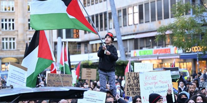 مظاهرات في مدن أوروبية عدة للمطالبة بوقف العدوان الإسرائيلي على غزة