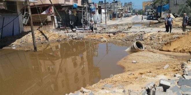 تسرب مياه الصرف الصحي في غزة جراء العدوان يهدد بكارثة