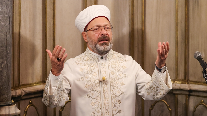 إسطنبول.. رئيس الشؤون الدينية يشارك في فعالية دعاء لأجل فلسطين