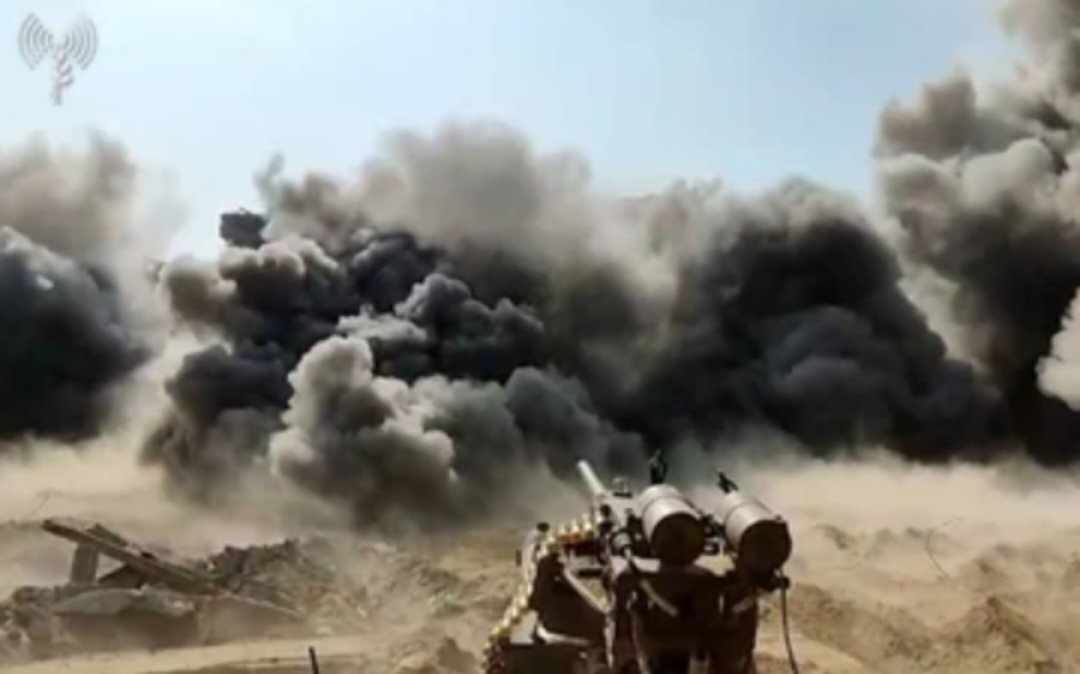 عاجل:القـسـام: تعلن استهدافها قوة راجلة للاحتلال بعبوة مضادة للأفراد في منطقة خزاعة شرق خان يونس