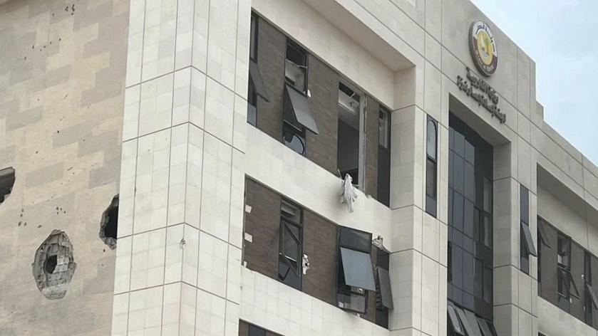 إدانات عربية لقصف إسرائيل مقر اللجنة القطرية لإعمار غزة