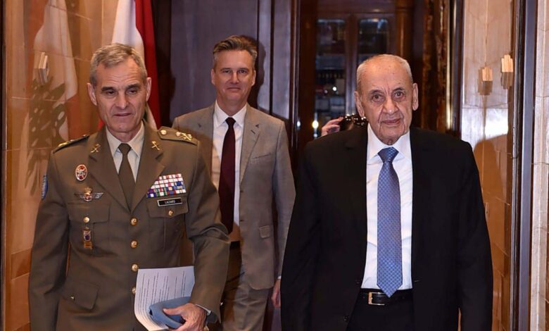 لاثارو يعرب عن قلقه العميق إزاء الوضع الحربي في لبنان