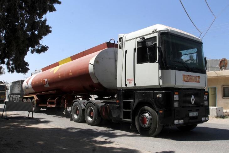 تقرير: إسرائيل توافق على تزويد أونروا بالوقود