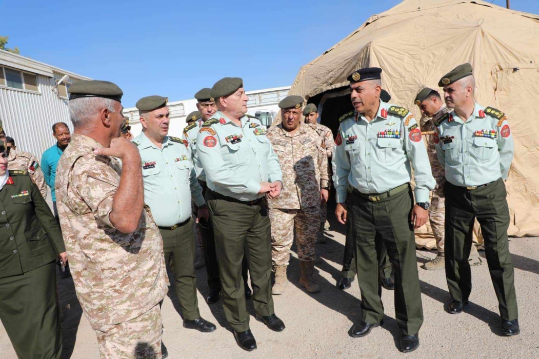 العميد الزريقات يتفقد مجمع الأميرة عائشة بنت الحسين الطبي...صور