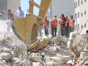 فقدوا عائلاتهم بأكملها.. والفلسطينيون يتساءلون: لماذا؟