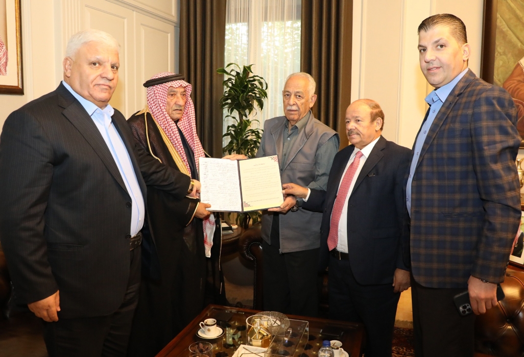 العيسوي يلتقي شيوخ ونواب من قبيلة بني حسن ...صور