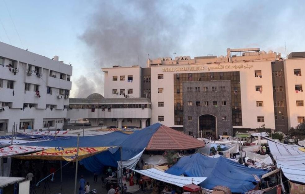 قوات الاحتلال الاسرائيلي يسرقون الجثث من داخل مستشفى الشفاء