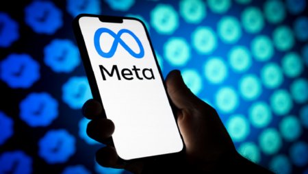 Meta تشتت الانتباه حول تحقيق يستهدفها بالإشارة لـآبل وغوغل