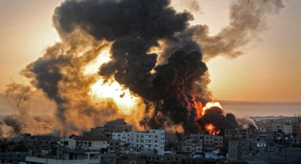 عاجل .... جيش الاحتلال يرتكب مجزرة جديدة في مدرسة الفاخورة شمال قطاع غزة.