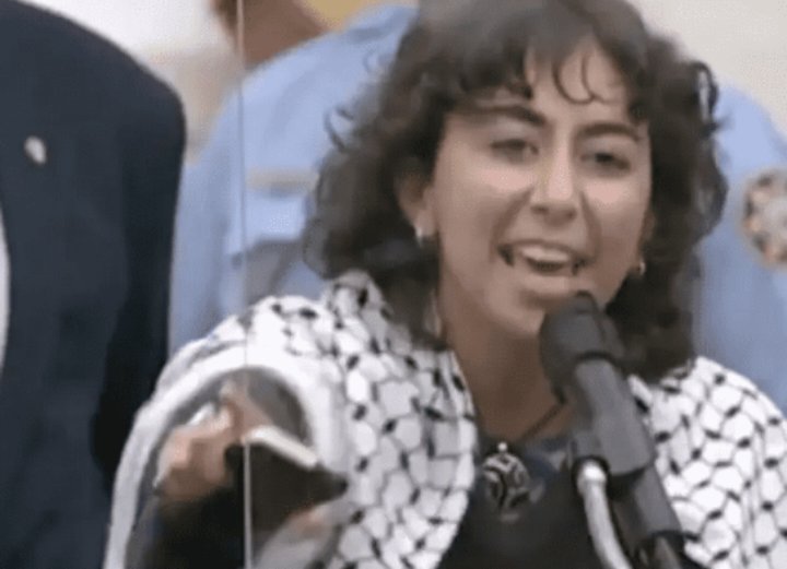 اعتقال طالبة أردنية بأميركا أشادت بطوفان الأقصى