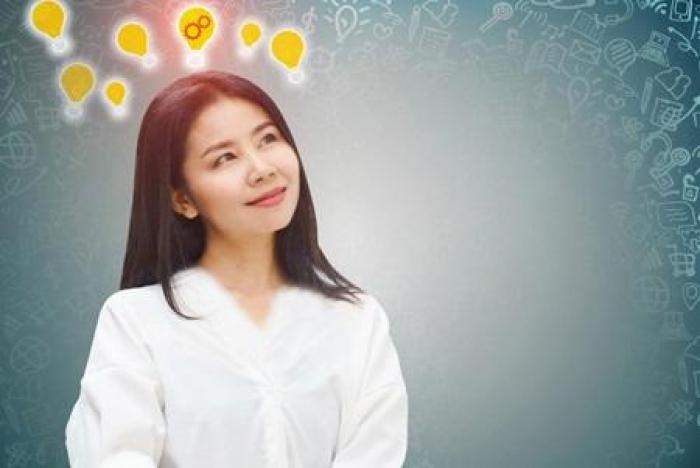 باحثة أمريكية: عقل الإنسان قاموس يضم 40 ألف مفردة