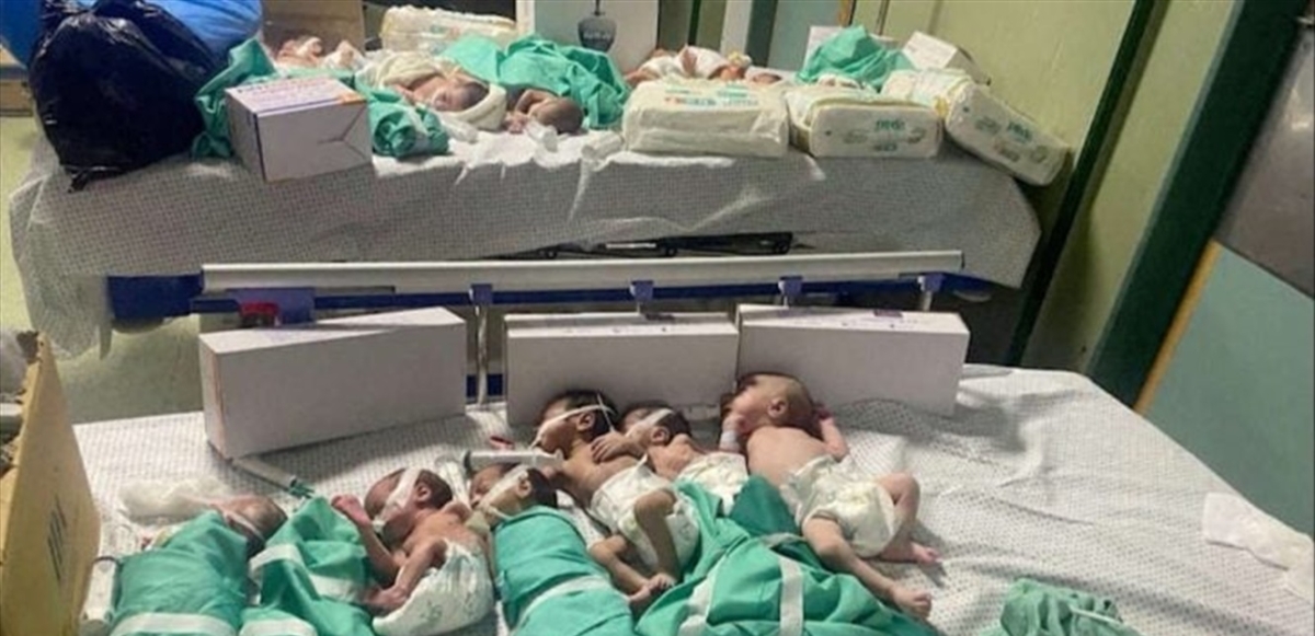 في يوم الطِّفل العالمي.. أطفال غزَّة يودّعون الحياة سحقاً بصواريخ الغُزاة