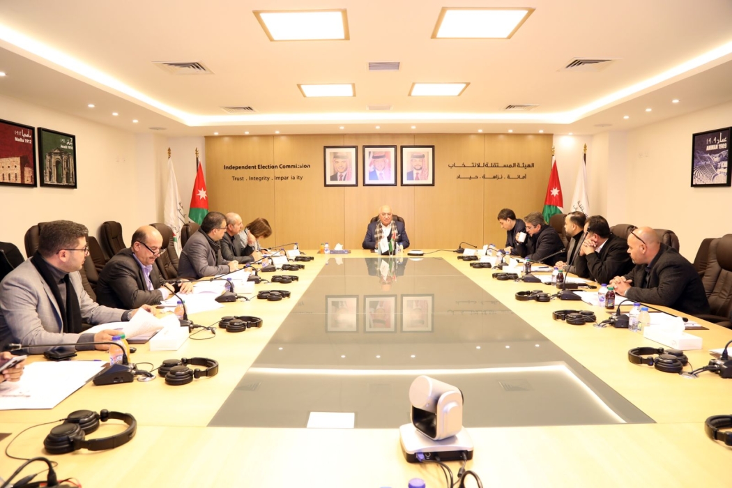المعايطة يلتقي الجهات الرقابية المحلية