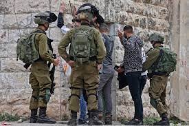 الاحتلال يعتقل أربعة مواطنين من بيت لحم