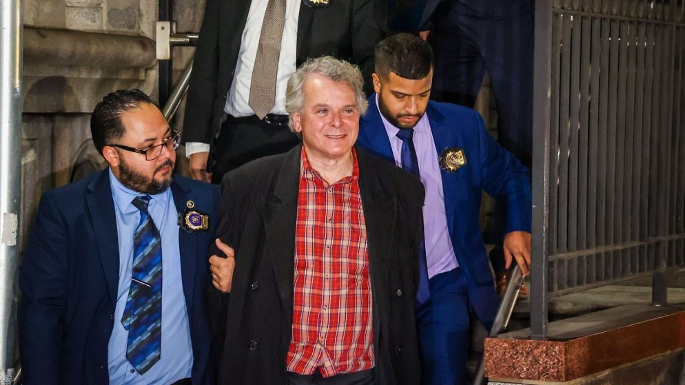 القبض على مسؤول أميركي سابق هاجم عاملا عربيا