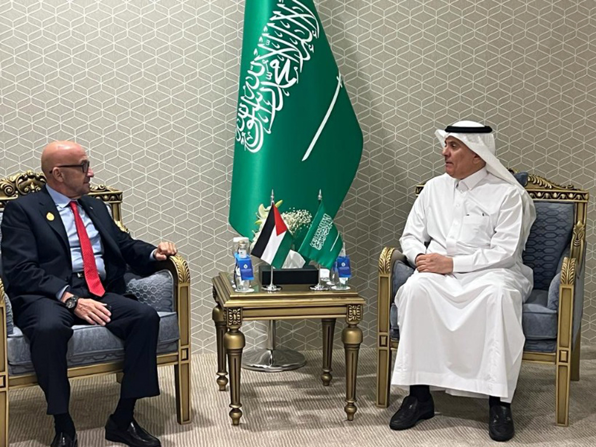 وزير المياه يبحث ووزير البيئة والمياه والزراعة السعودي أوجه التعاون المشترك