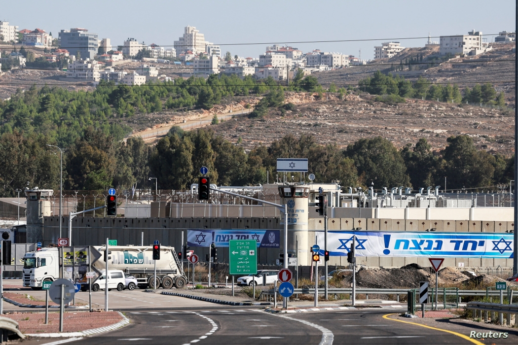 والد أسيرة محررة: أوضاع سجون الاحتلال قبل تعيين بن غفير أفضل