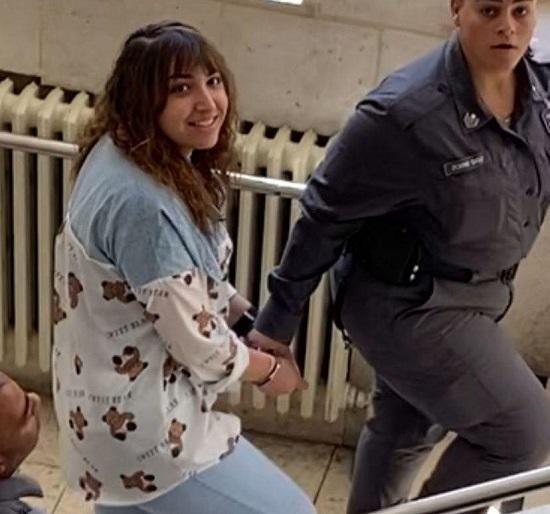 نقل أصغر أسيرة فلسطينية إلى سجن الدامون