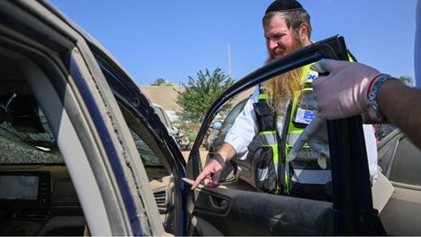 إسرائيليون يسرقون مستوطنات غلاف غزة بعد معركة طوفان الأقصى