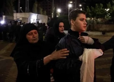 طفل محرر من سجون الاحتلال يتحدث عن أسير في زنزانته فقد الذاكرة من التعذيب