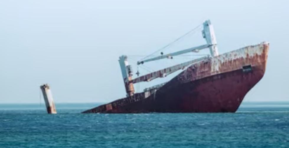 غرق سفينة شحن قبالة الساحل الجنوبي الغربي لكوريا