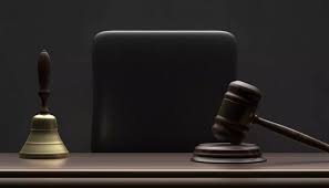 فرنسا ..6 أطفال قتلوا مدرسهم وقطعوا رأسه !