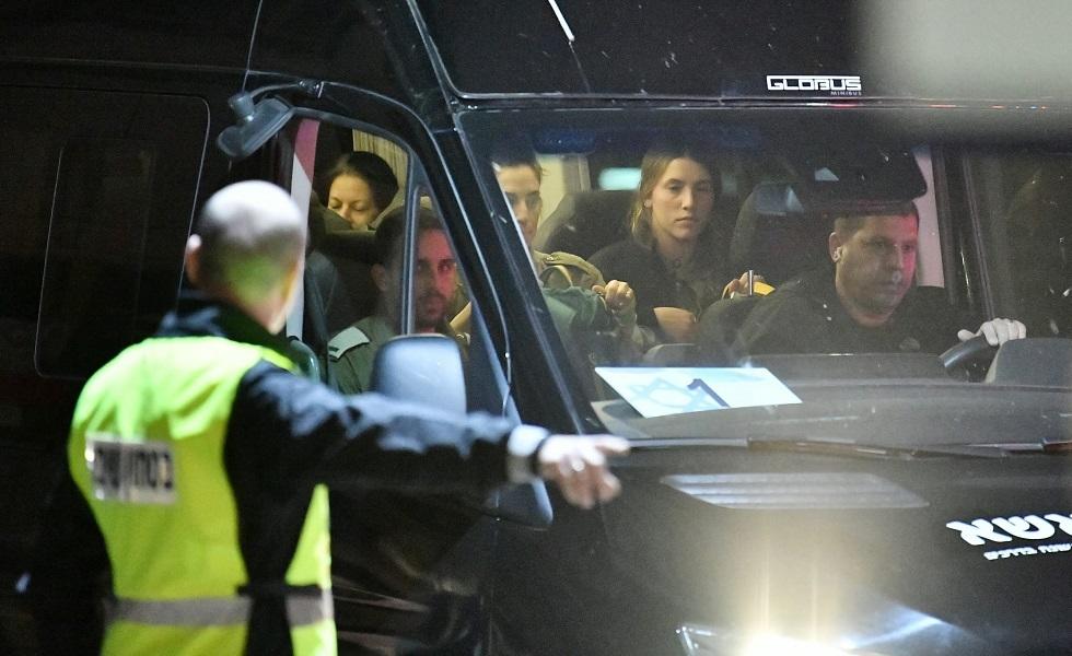 مسؤول إسرائيلي : لدى حماس ما يكفي من اسرانا لتمديد الهدنة