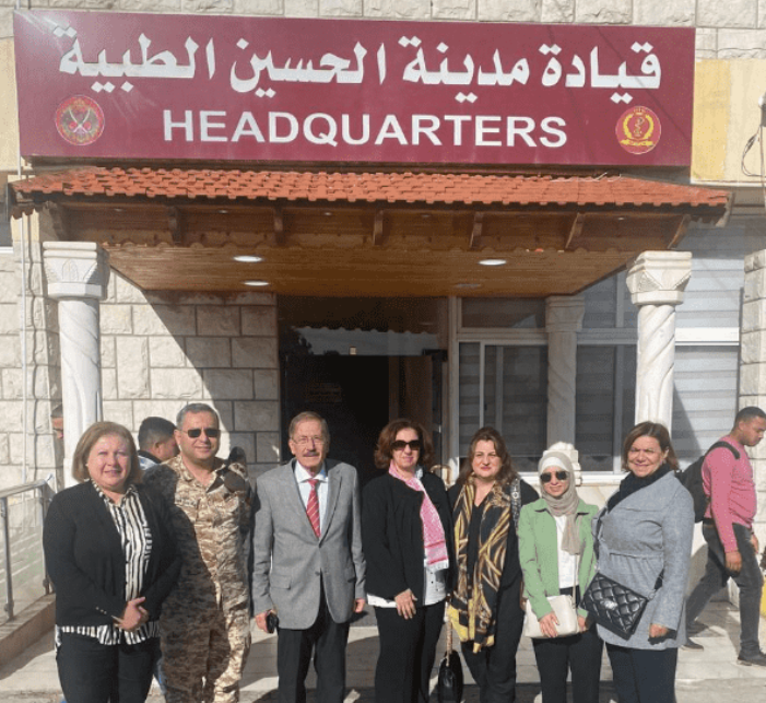 الوطني للدعم النفسي يزور مصابي المستشفى الميداني في غزة