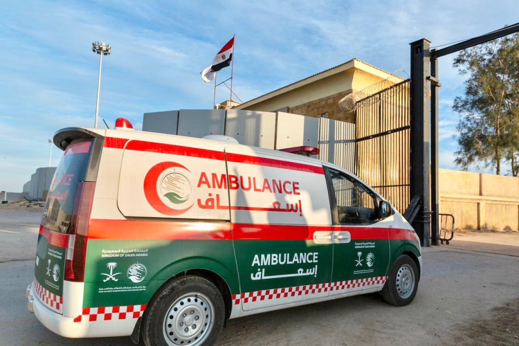 14 Ambulances from KSrelief Enter Gaza through the Rafah Border Crossing