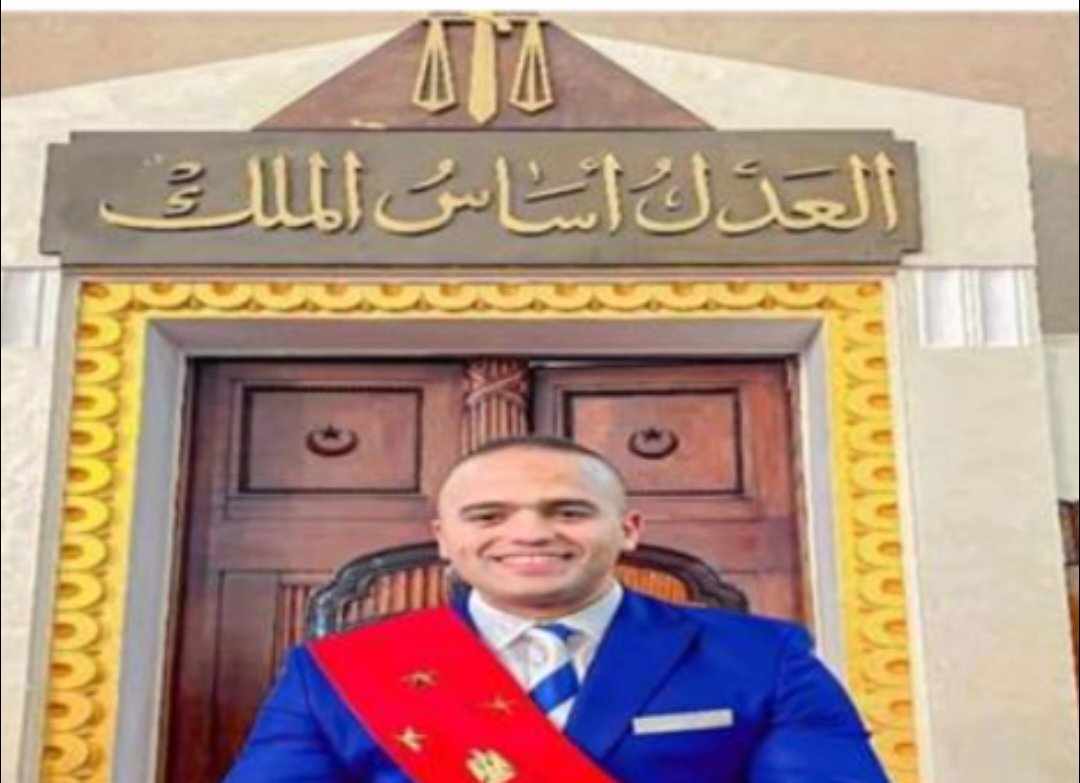 وفاة قاض وإصابة آخرين في حادث مروع على صحراوي قنا